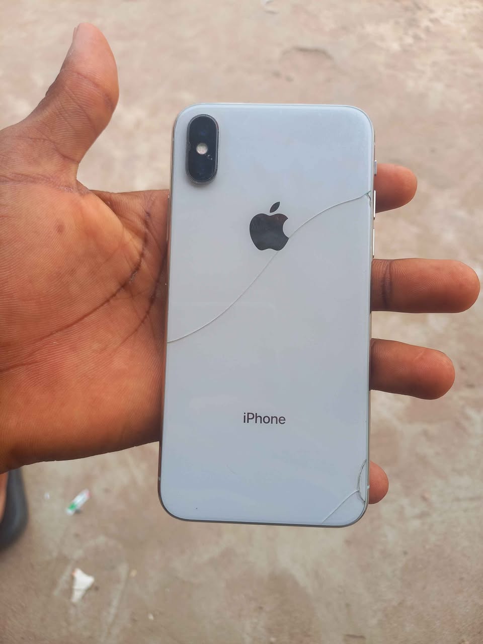 A picture of Iphone X