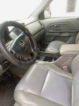 A picture of 06 Honda pilot First body 1 4m nothing to fics