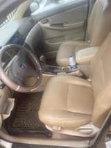 A picture of 2004 TOYOTA COROLLA LE