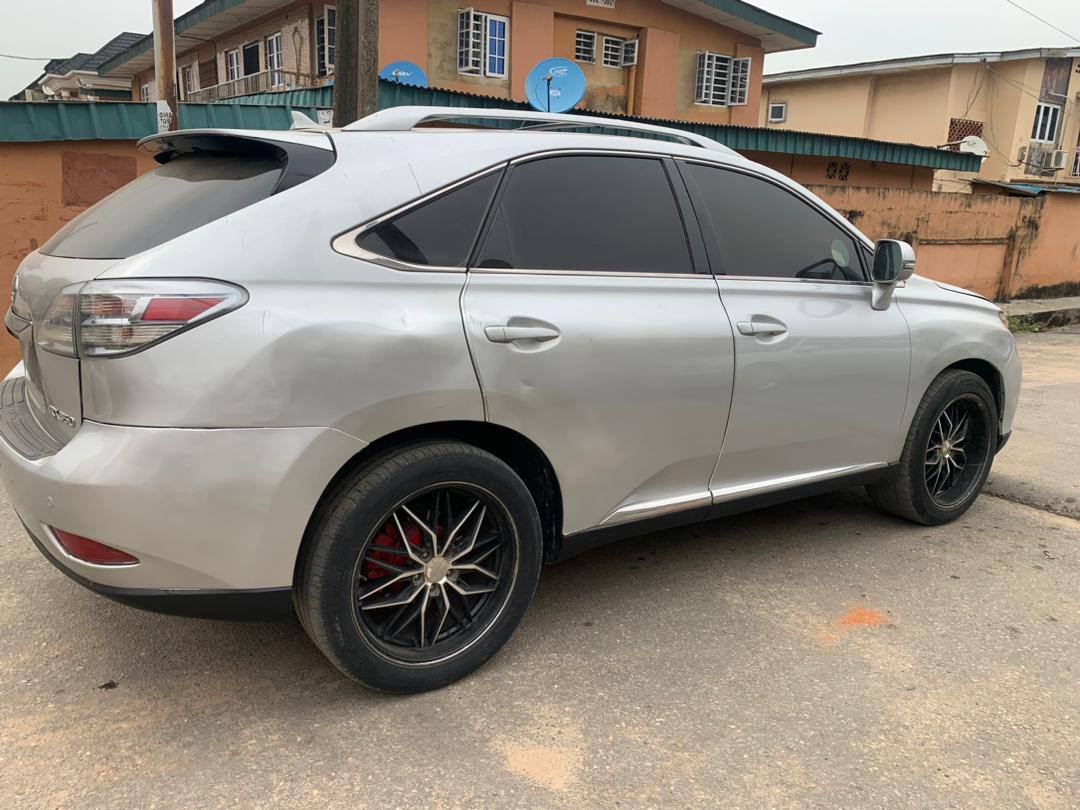 A picture of Lexus Rx350 2010