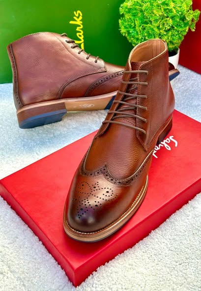 A picture of official shoes original