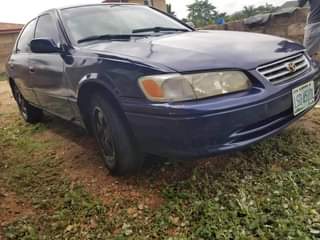 A picture of 2001 Toyota Camry envelope