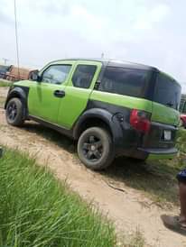 A picture of Honda element available Engine sharp Gear good AC chilling but