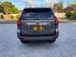 A picture of TOYOTA LAND CRUISER PRADO BEI MILIONI 95