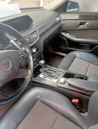 A picture of Super Share 2010 in and out E350 Benz with everything