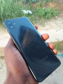 A picture of Samsung Galaxy a04e imenyooka mno gb32 ram3 net4g