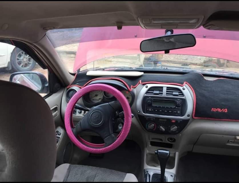 A picture of Toyota Rav 4