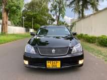 A picture of Crown Athlete DU Kali sana Engine 4GR Cc 2490 Colour
