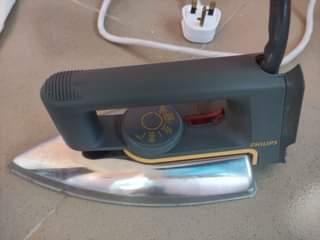 A picture of Electric Pressing Iron