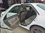 A picture of Neatly used toyota camry a k a drop light with