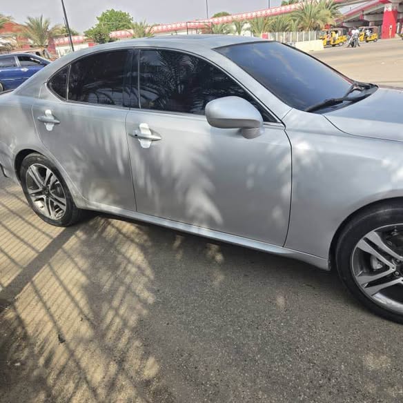 A picture of Lexus ES 350 2010