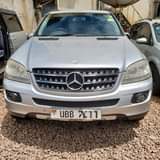 A picture of ML350 2006 42M