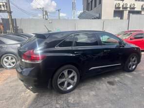 A picture of 3 Months Reg Toyota Venza 2013 Model First Body Pan