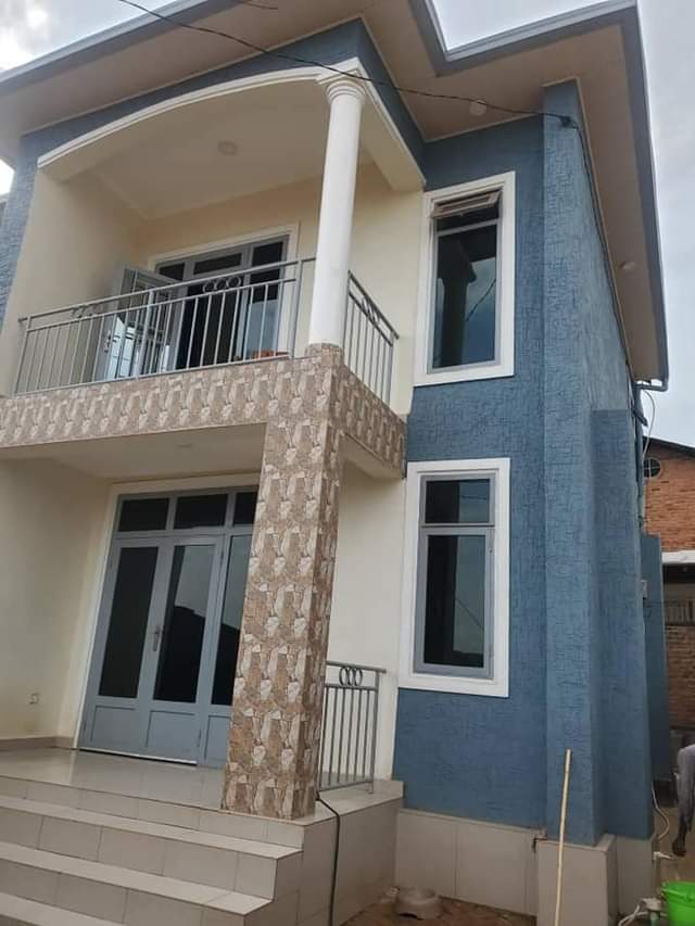 self compound houses