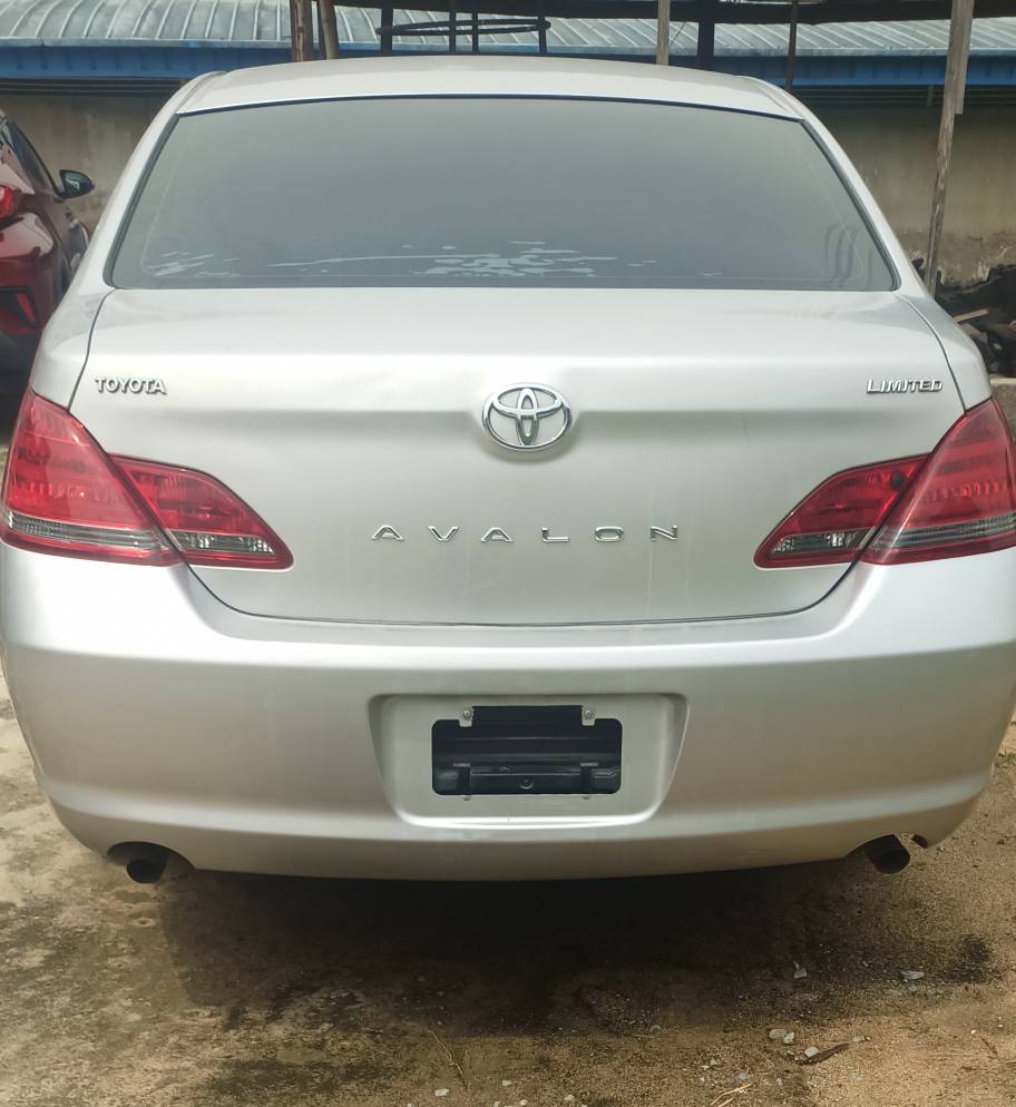 A picture of Toyota Avalon