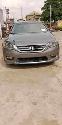 A picture of Honda Accord o13