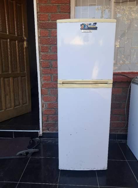 classifieds/fridges