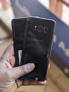 A picture of Galaxy S8 at 350k