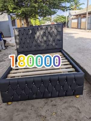 A picture of Bed sofa bei kuanzia 180k 220k nazaidi ya Bei hizi