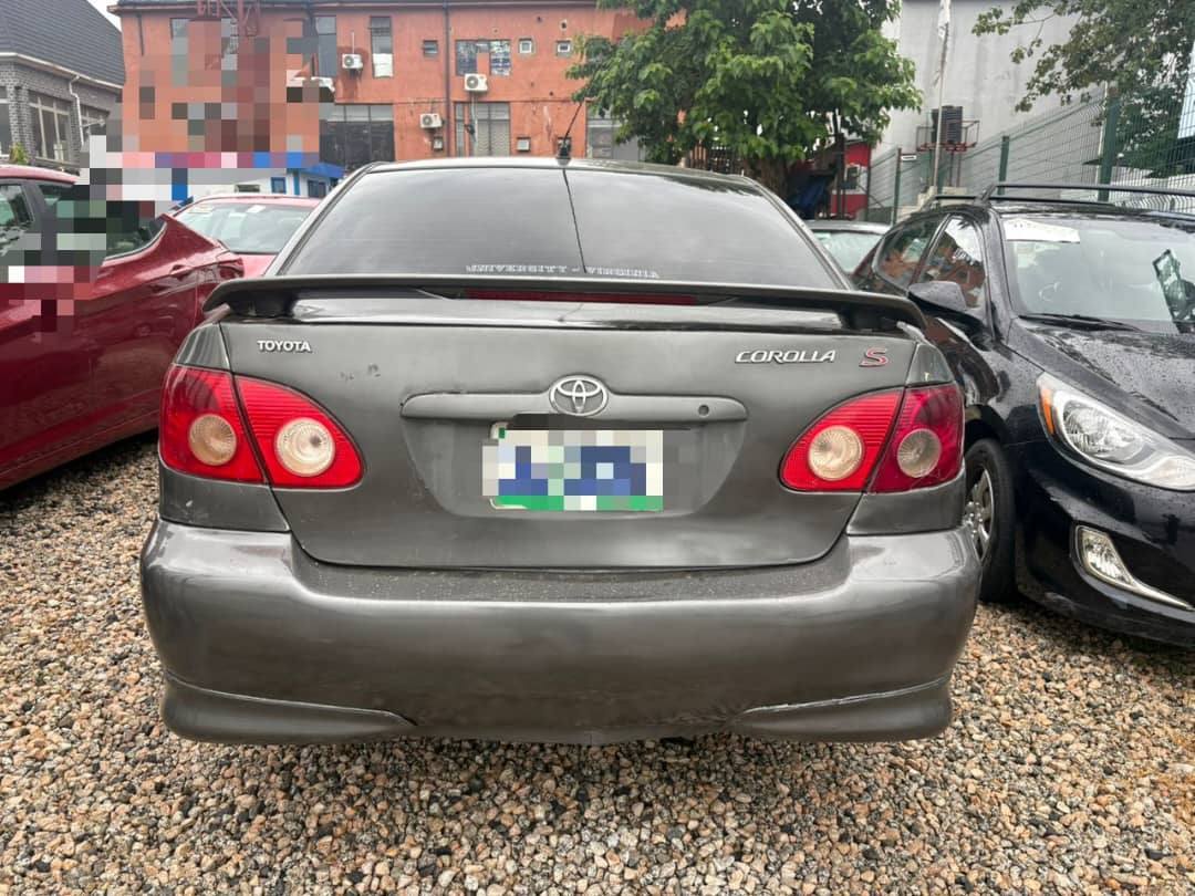 A picture of 2005 Toyota corolla sports neatly used 5.5m Location gwarimpa Abuja