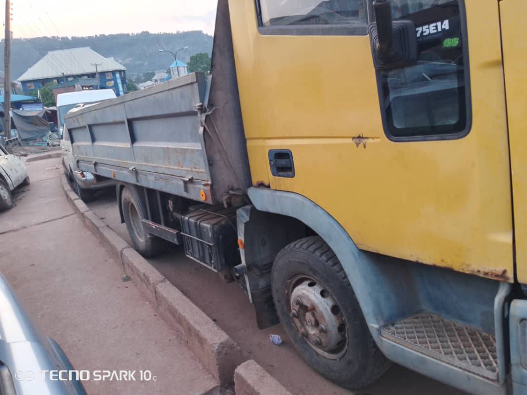 A picture of Iveco light truck