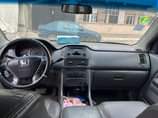 A picture of Tee wheels Quick deals 2004 Honda pilot A year used