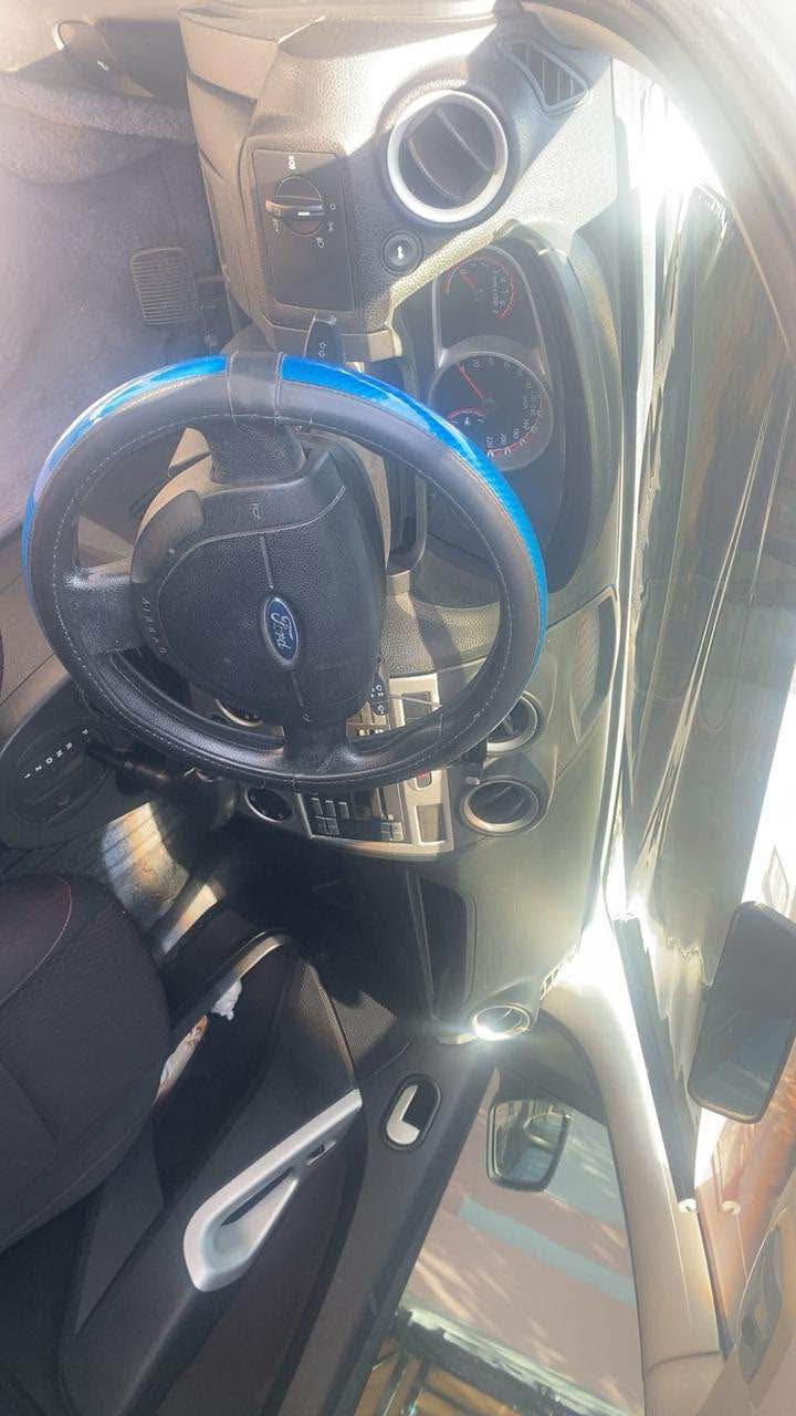 A picture of Ford figo 2011