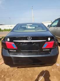 A picture of Es 350 2009 FULL OPTION MUST FLY ASAP