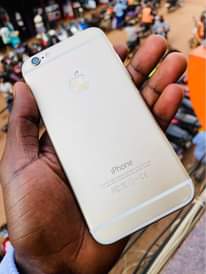 A picture of iPhone 6 64Gb at 180k
