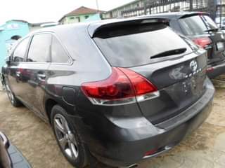 A picture of 2013 toyota Venza