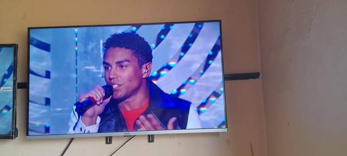 A picture of Brand new 40 inches CHIQ ANDROID SMART TV FRAMELESS ON