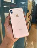 A picture of iphone xs GB 256