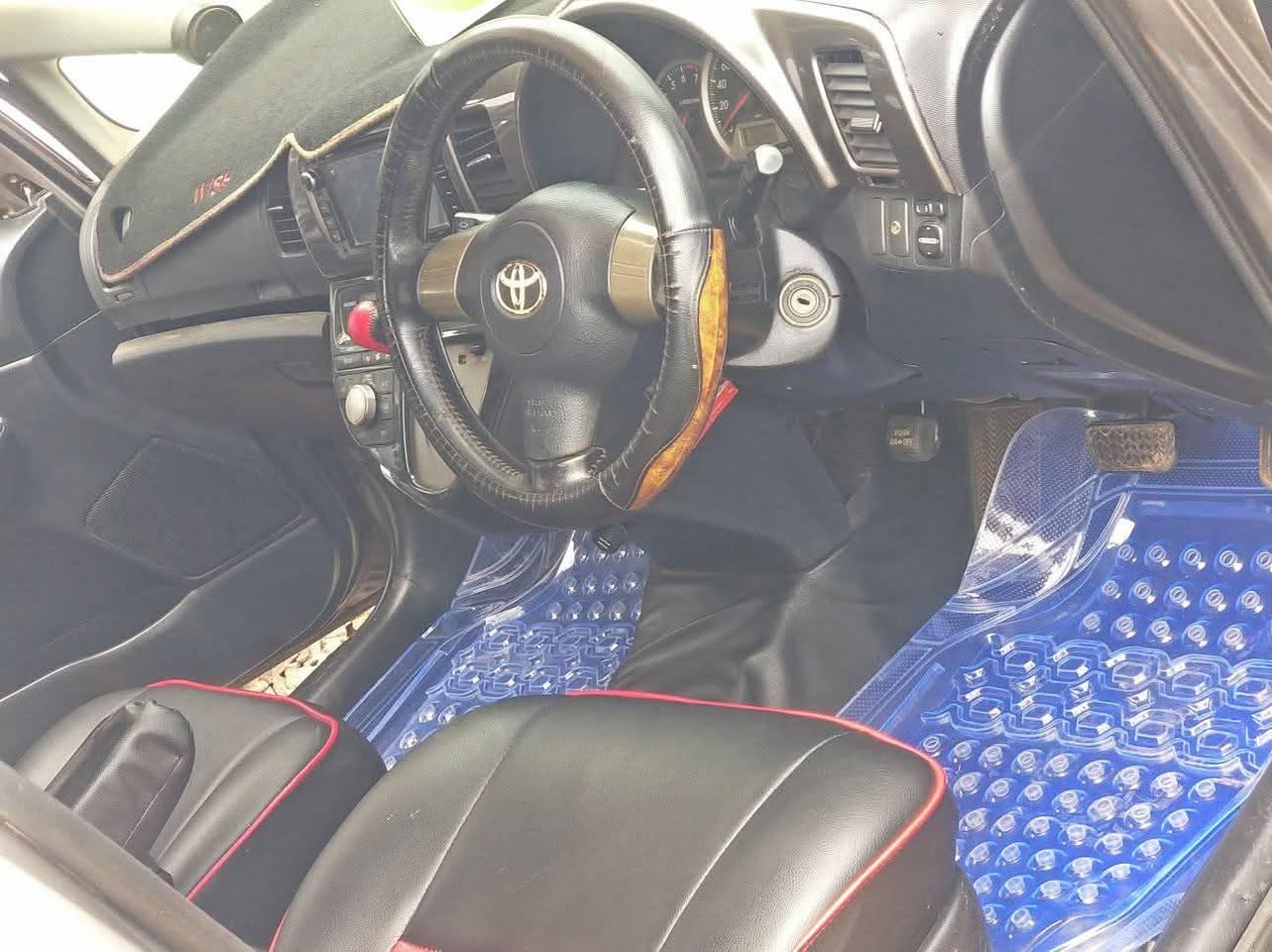 A picture of TOYOTA WISH UBG