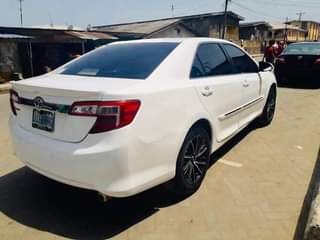 A picture of 2013 Toyota Camry 013 Standard