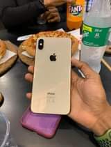 A picture of Iphone xs max