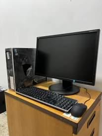 A picture of Hp desktop core i7
