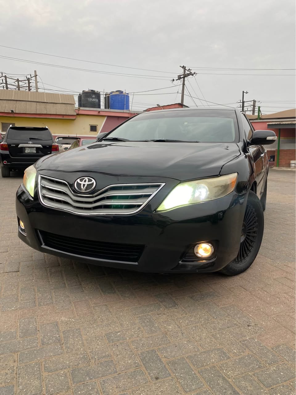 A picture of Clean Registered Awoof Tokumbor standard Toyota Camry 2009 XLE in