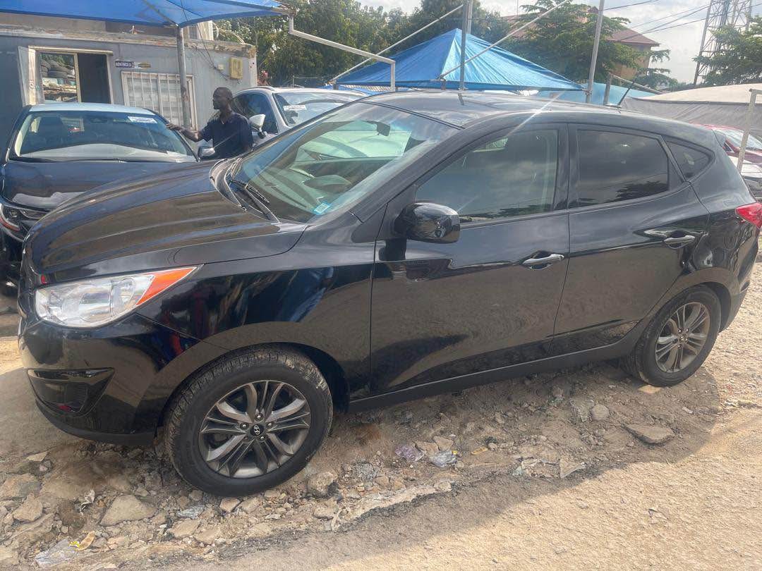 A picture of FOREIGN USED HYNDAI TUCSON