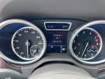 A picture of 2012 FOREIGN USED BENZ ML350