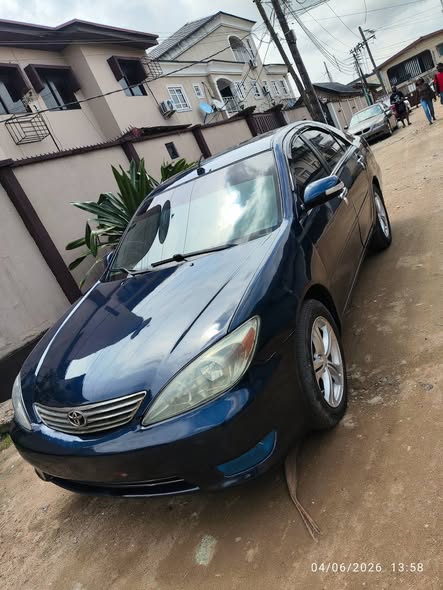 A picture of Toyota Big daddy Camrry 08022635558