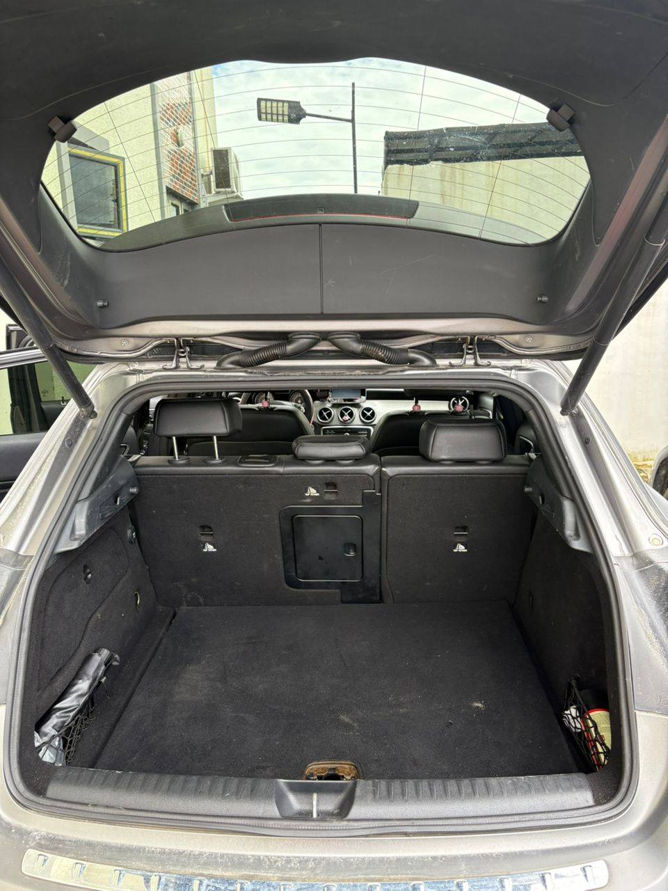 A picture of  Less than 6months REGISTERED 9JA USED 2016 MERCEDES BENZ