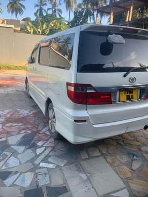 A picture of Toyota ALPHARD