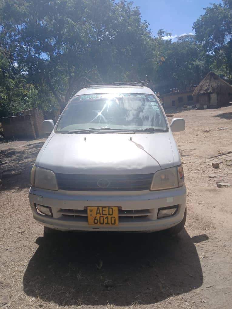 used toyota noah