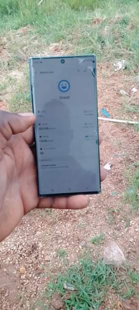 A picture of samsung not10
