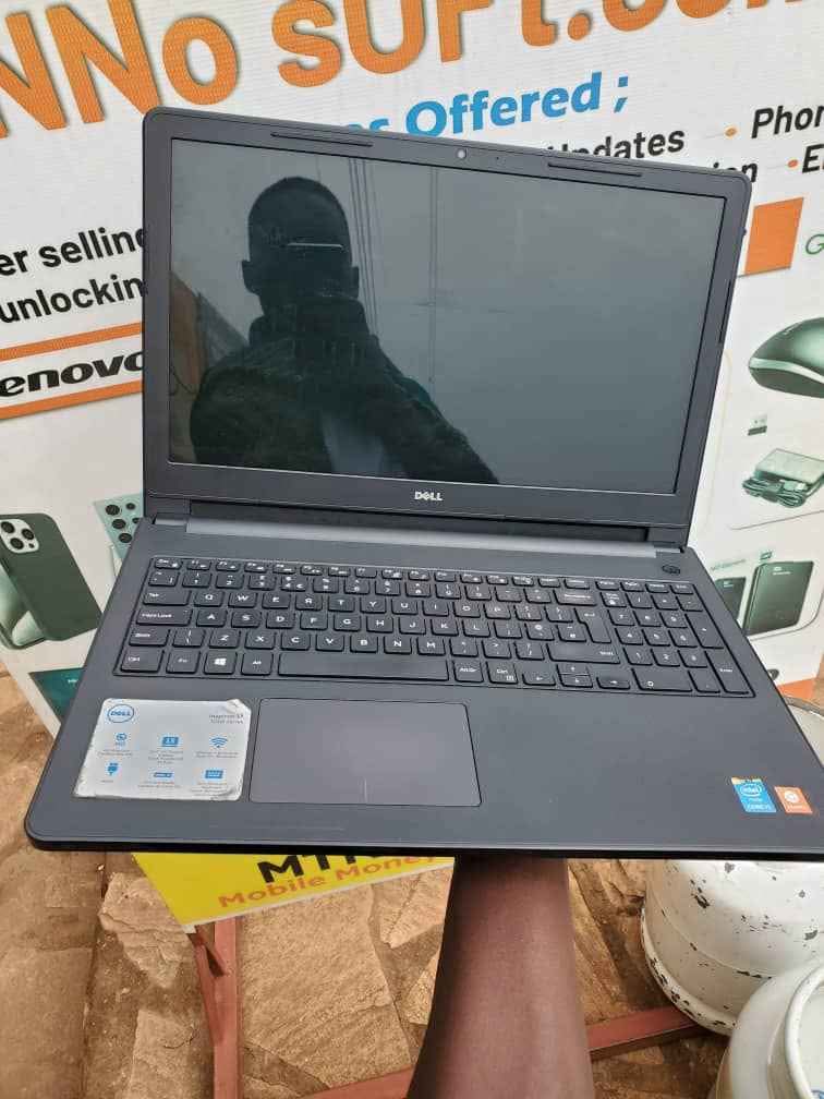 A picture of Dell laptop clean and fast machine i3 500GB HDD 8GB