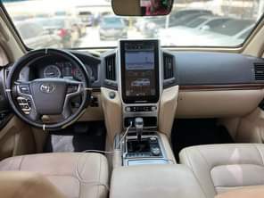 A picture of TOYOTA LAND CRUISER GXR V8 BULLETPROOF Model 2018 Price 140M