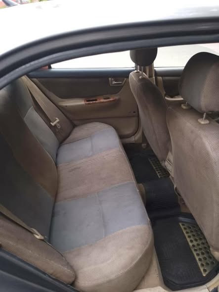 A picture of Super distres clean 04 Corolla 3 1m