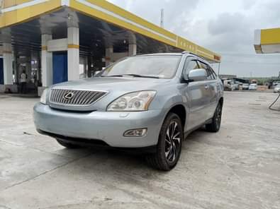 A picture of For sale Slightly used... 2006 Lexus RX 350... Full option