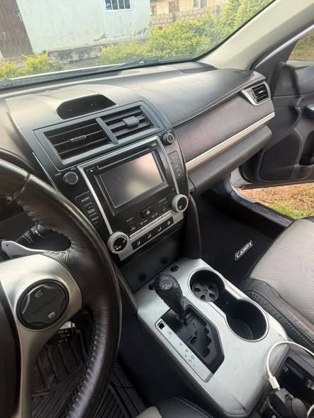 A picture of Toyota Camry 012