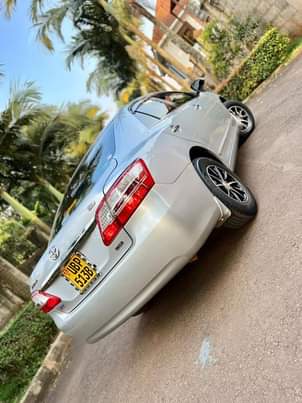 toyota premio